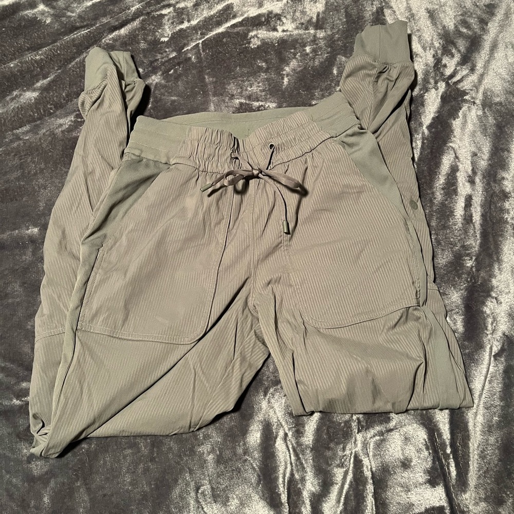 Lululemon jogger